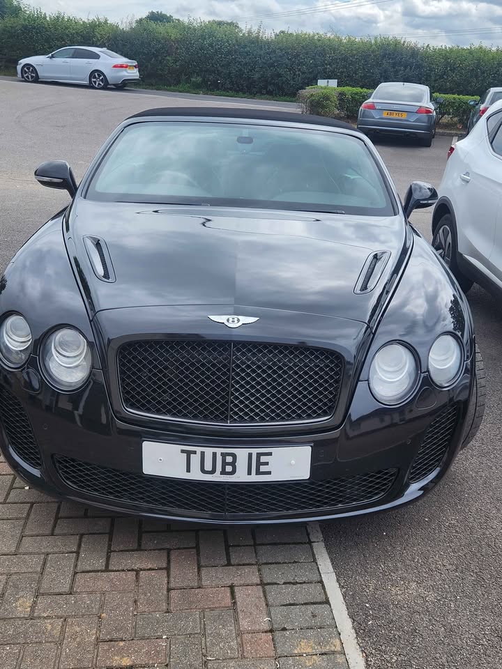 Beluga black 2010 Bentley Continental Supersports convertible For Sale