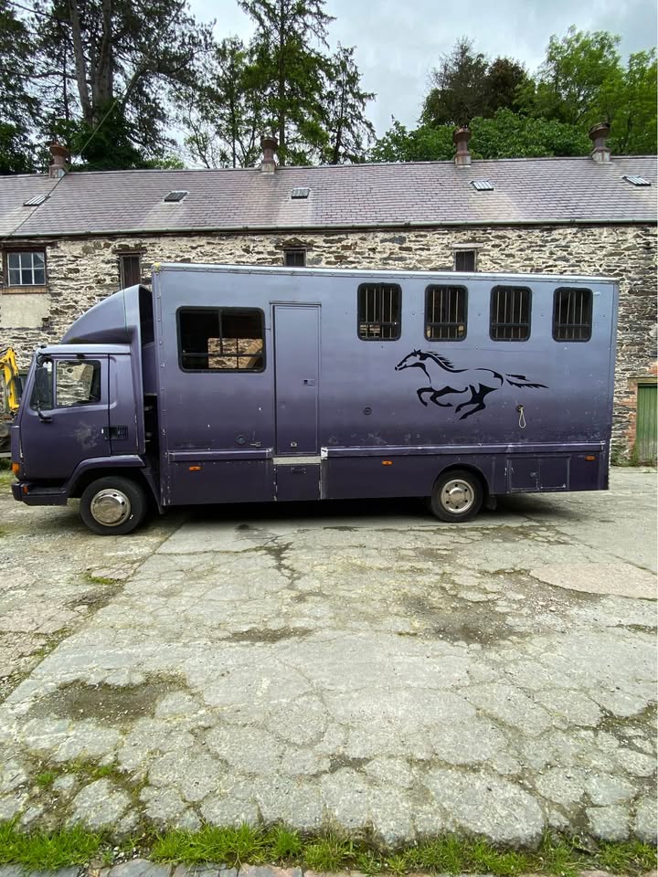 Purple 1997 Layland Daf horsebox manual For Sale